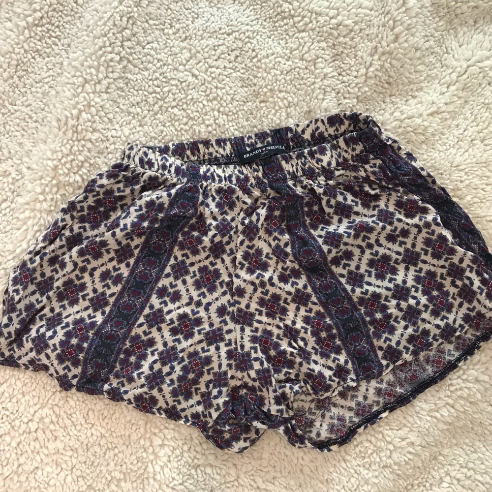 ⭐️BRANDY MELVILLE SHORTS⭐️